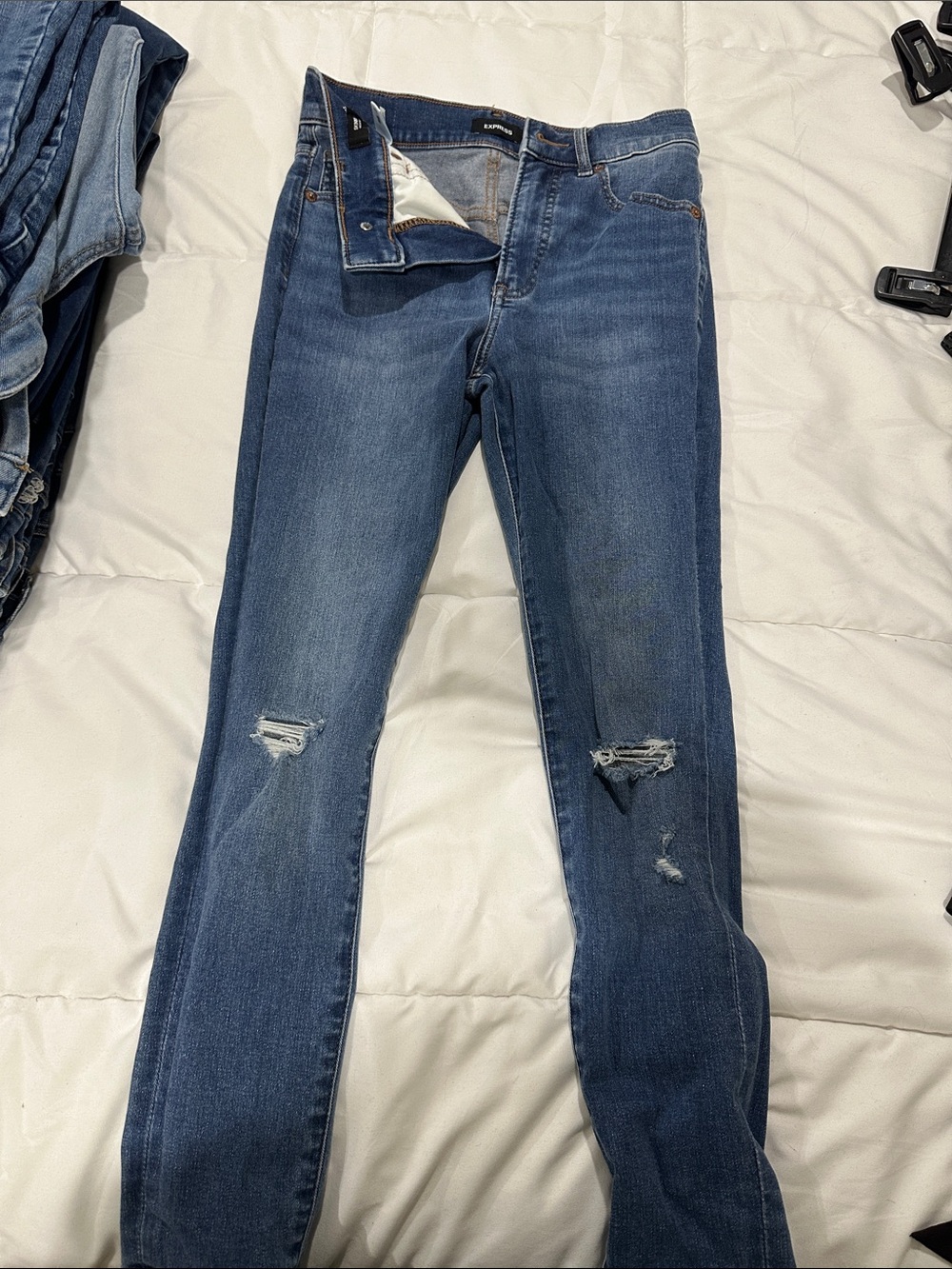 Express Women's Medium Blue Distressed Skinny Jeans